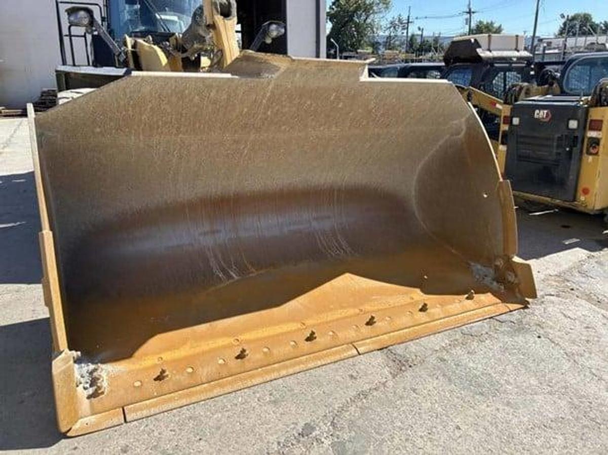 Used Wheel loader Why 2023 CATERPILLAR 972 XE