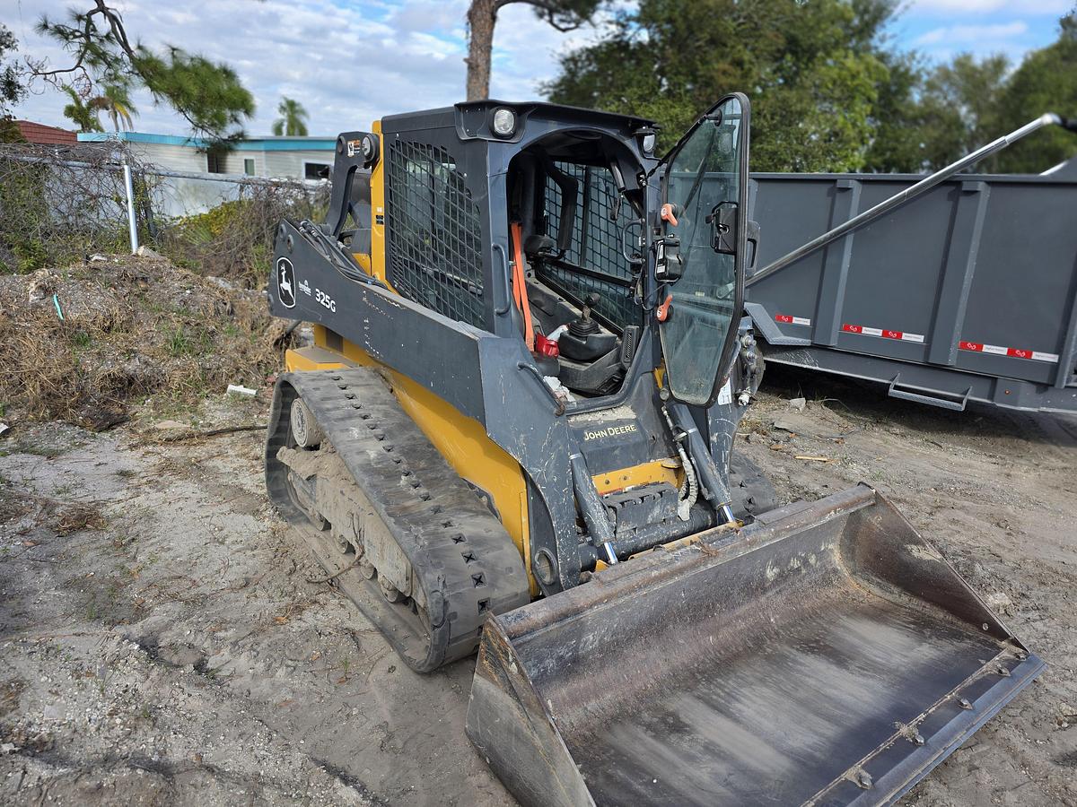 Used JOHN DEERE 325G