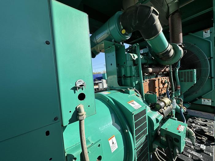 Used Used Cummins DFED KTA19-G4 Diesel Generator, 907 Hrs, 500 KW