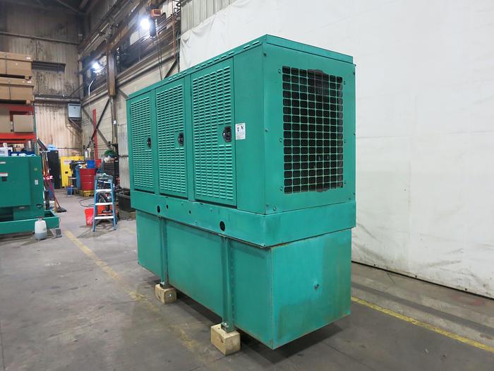 Used Used Cummins DGEA Diesel Generator, 240 Hrs, 125 KW