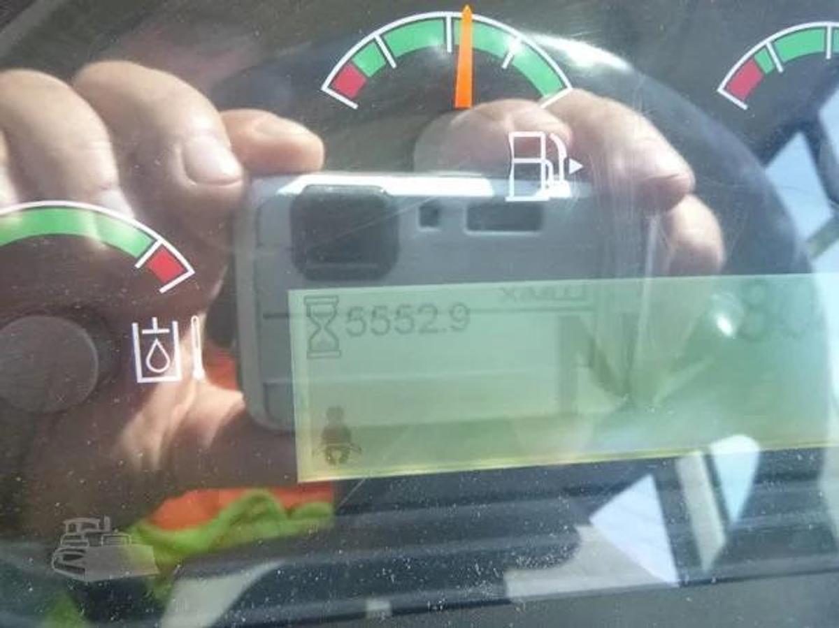 Used 2016 Caterpillar 926M