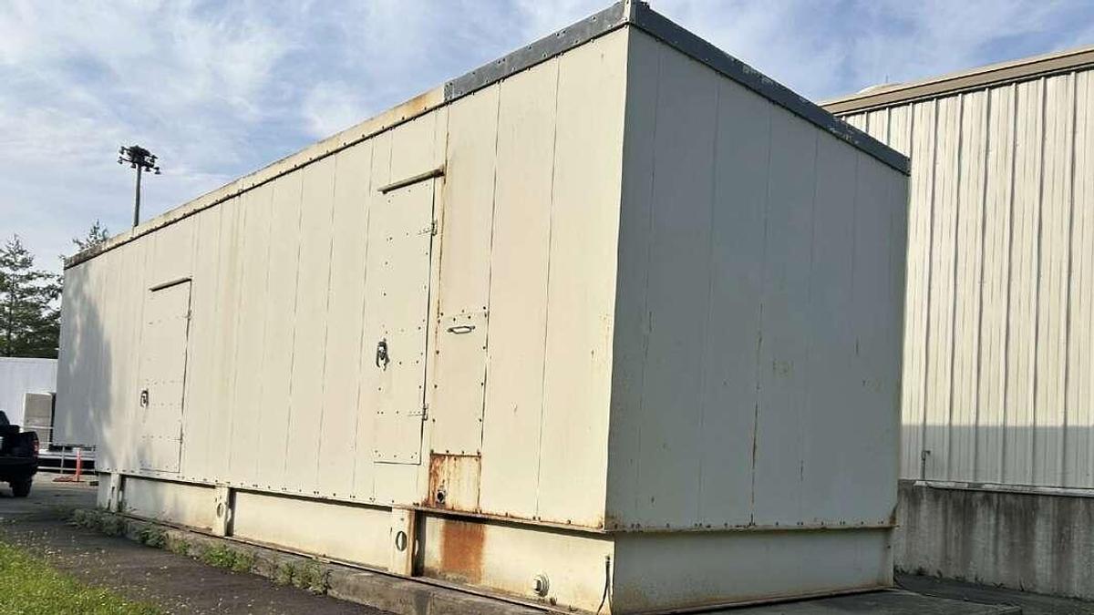 Used Used Cummins DFLC KTA50-G3 Diesel Generator, 562 Hrs 1250 kW