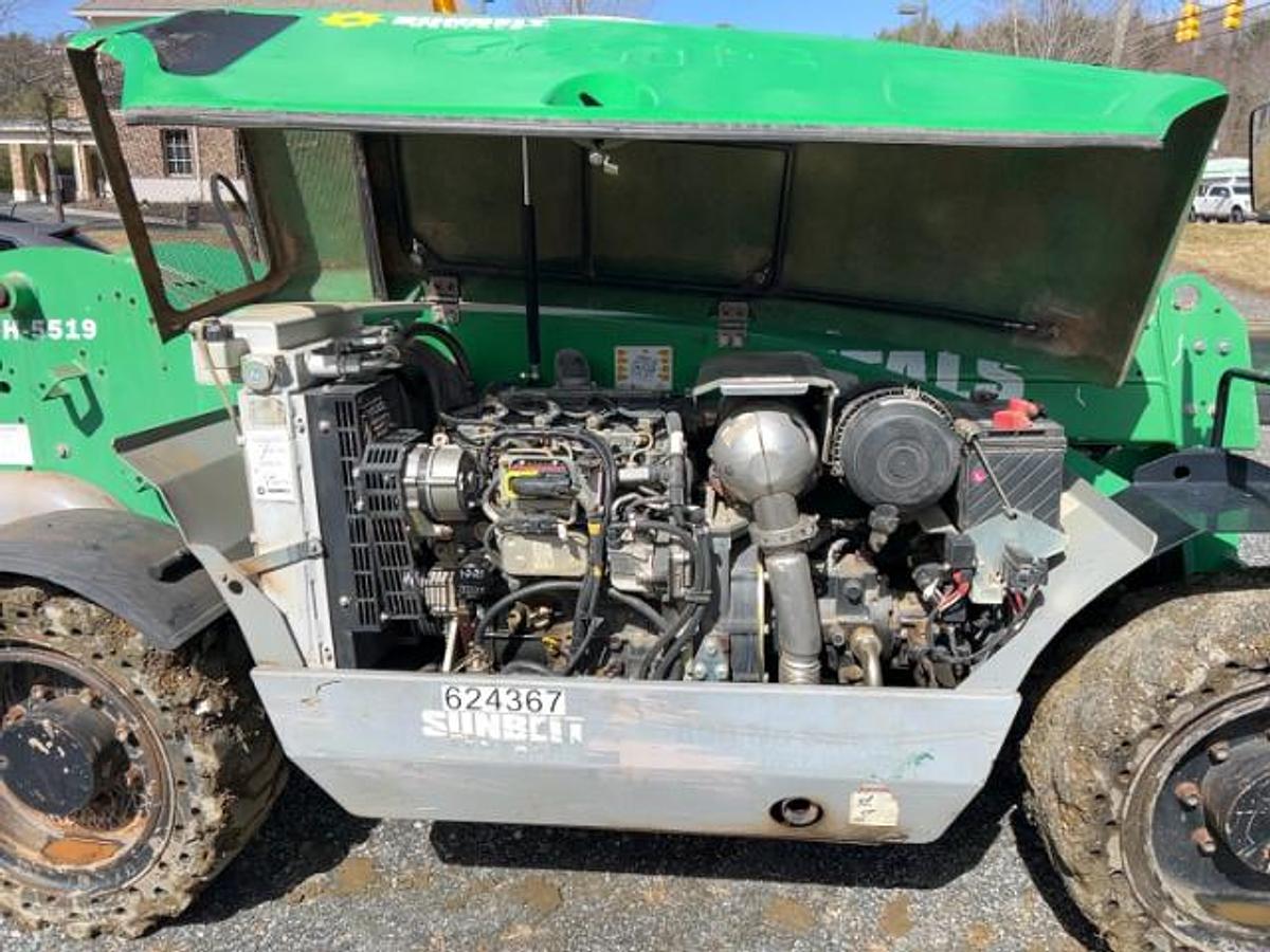Used 2014 GENIE GTH-5519 Year - 2014 Model - GTH5519 Hours - 2235