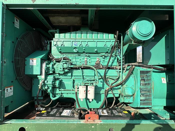 Used Used Cummins DFCE NTA855-G5 Diesel Generator, 38 Hrs, 400 KW