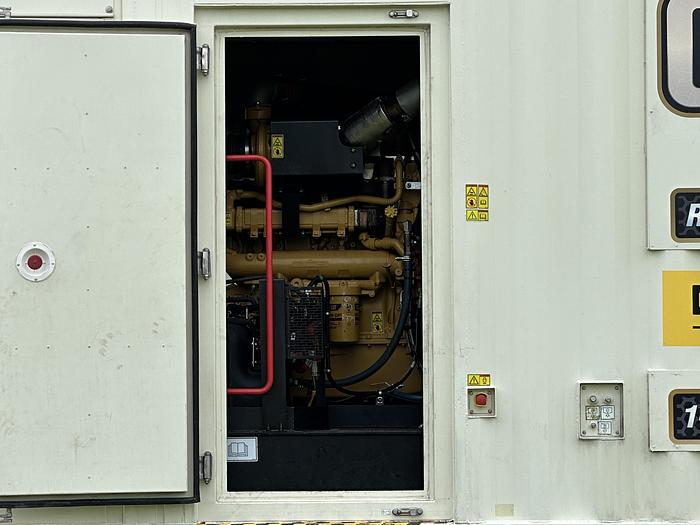 Used Used Caterpillar XQ570 Rental Grade Diesel Generator, 4439 Hrs, EPA Tier 4F, 500 KW