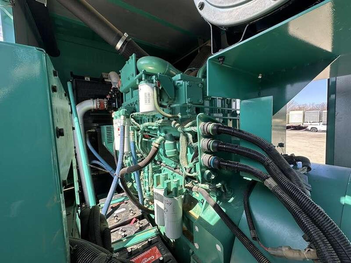 Used Used Cummins DQCA QSK23-G7 Diesel Generator, 685 Hrs, EPA Tier 2 600 kW