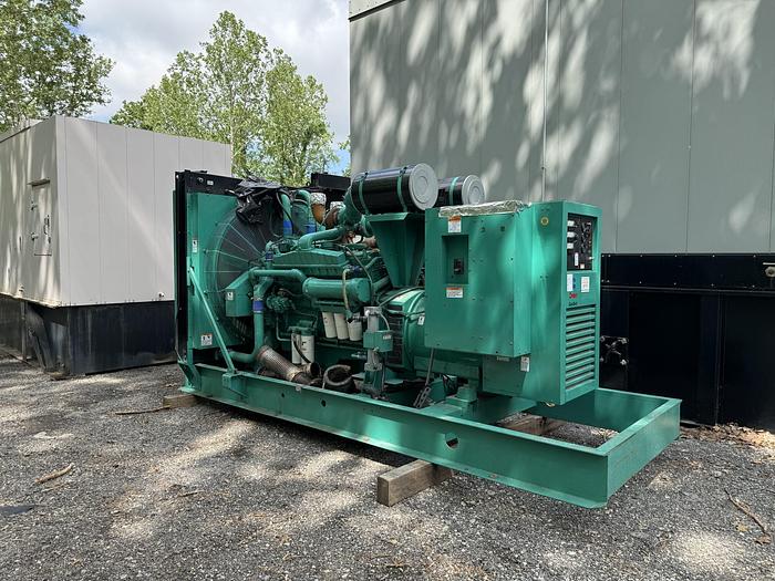 Used Used Cummins DFGB VTA28-G5 Diesel Generator, 1108 Hrs, 600 KW