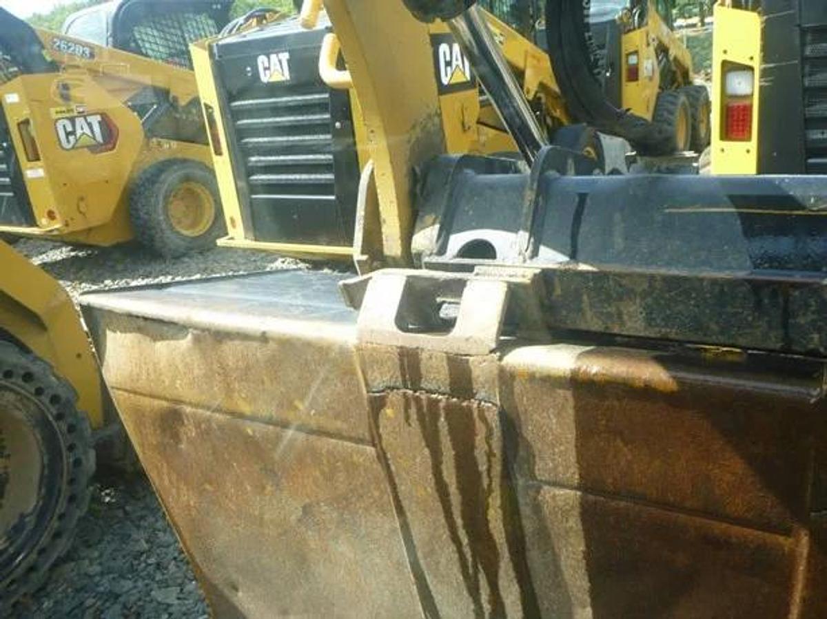 Used 2023 Caterpillar 259D3