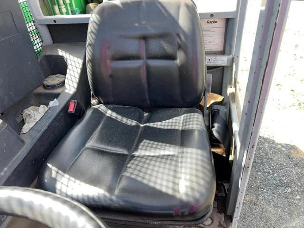 Used 2014 GENIE GTH-5519 Year - 2014 Model - GTH5519 Hours - 2235
