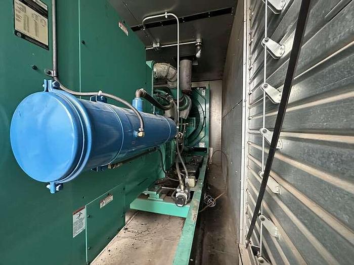 Used USED Cummins 500 kW standby (450 kW prime) diesel generator