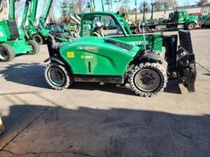 Used 2016 JLG G5-18A