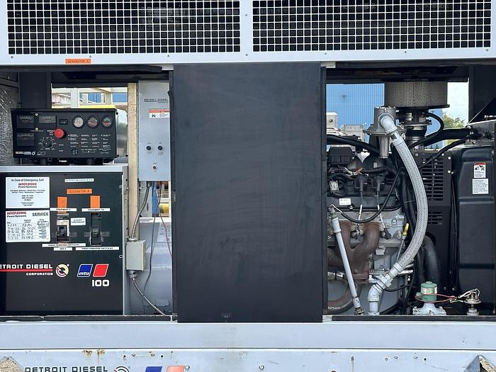 Used Used Detroit Diesel Spectrum 100GSG Natural Gas / Propane Generator, 171 Hrs, 100 KW