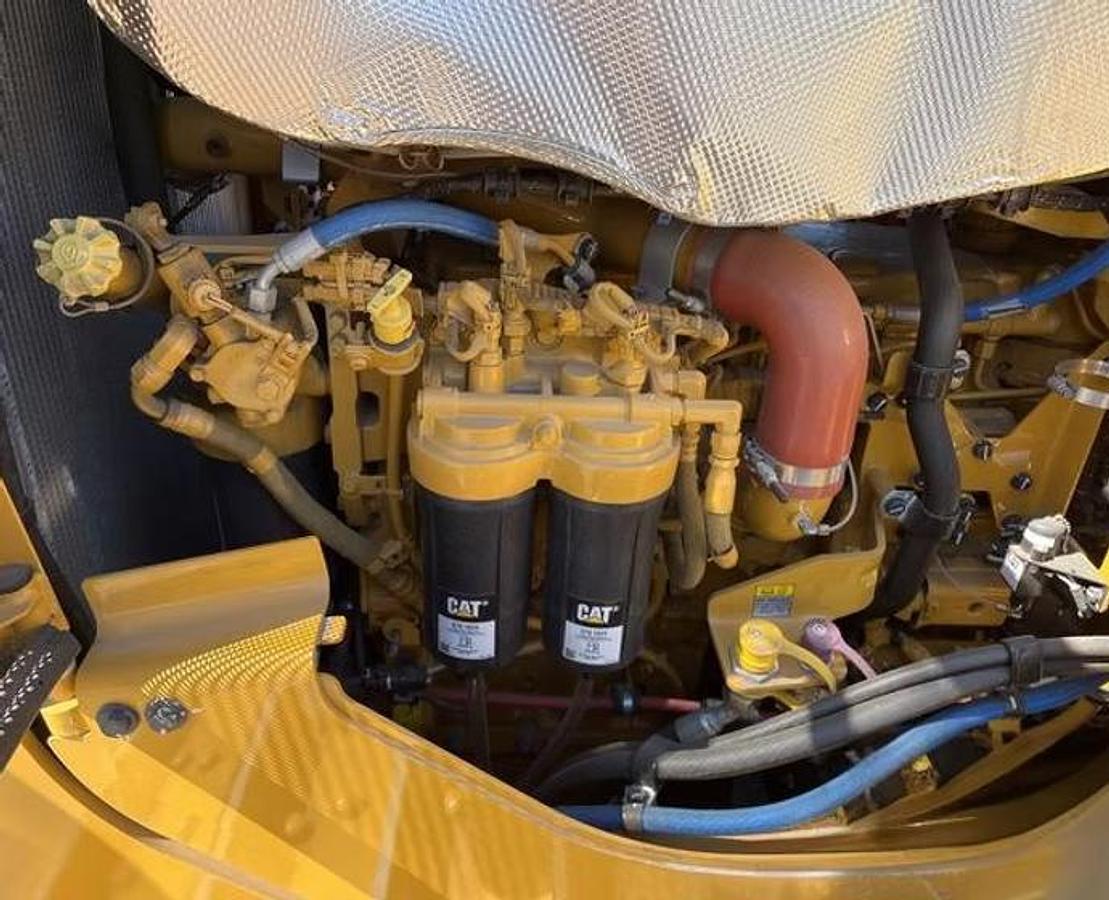 Caterpillar D7 NEW 2023 NEVER UNPACKED YET