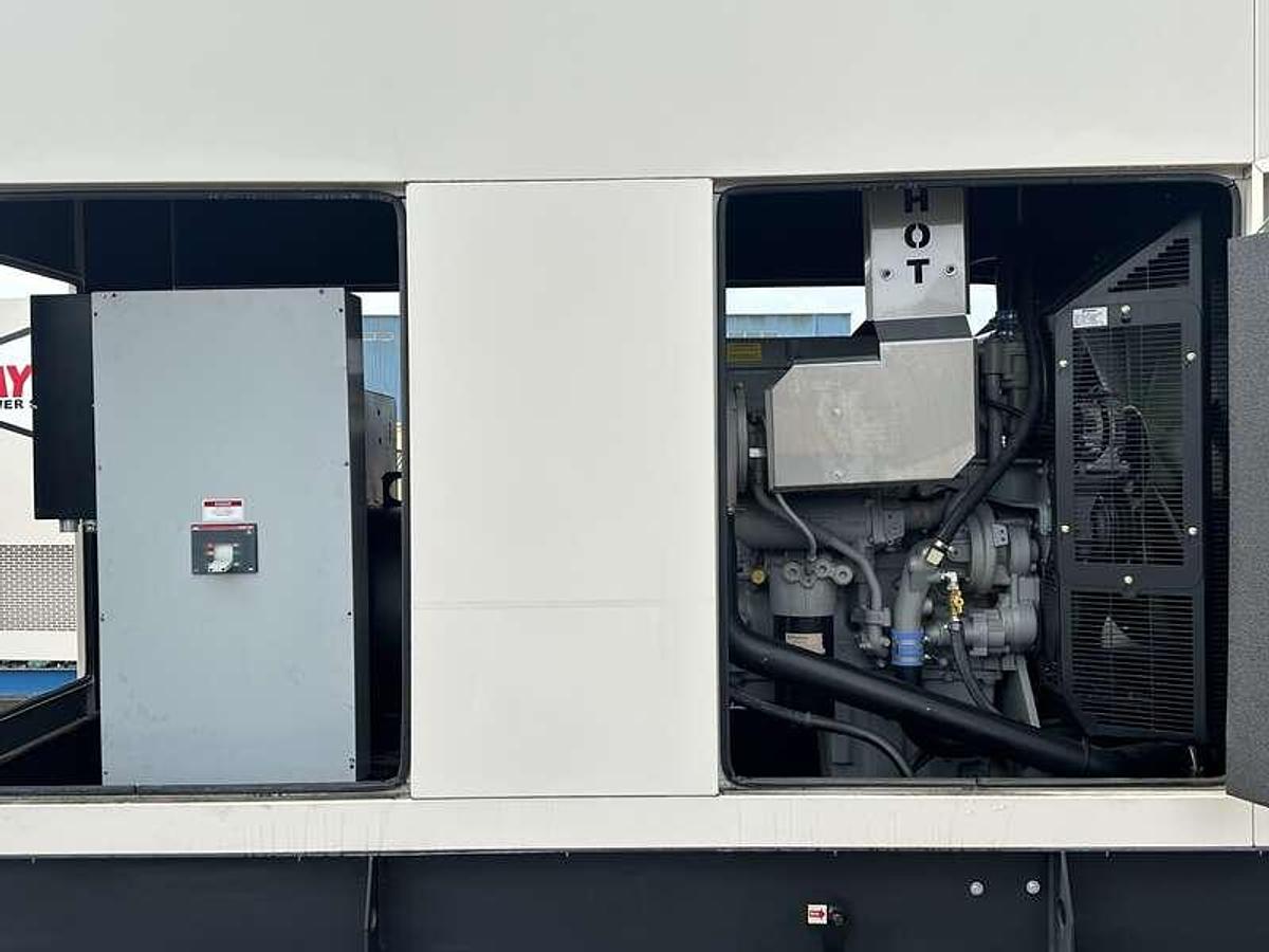 Used Used Taylor TD300 Perkins Engine Diesel Generator, 97 Hrs, EPA Tier 3 300 kW