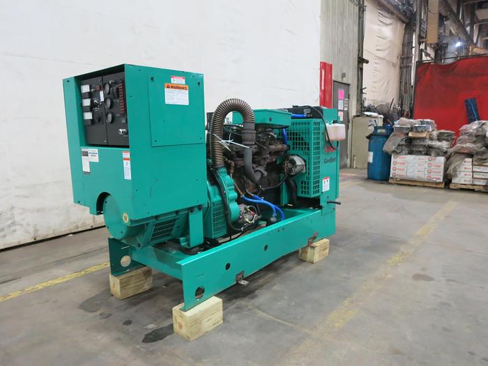 Used Used Cummins GGFB Natural Gas / Propane Generator, 361 Hrs 1 or 3 Phase, 35 KW