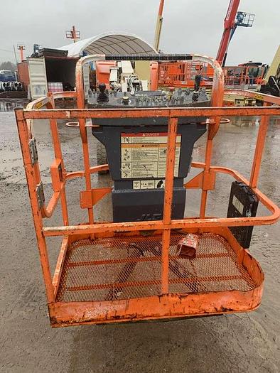 Used 2013 JLG E400AJPN