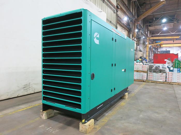 Used Used Cummins C200N6B QSJ8.9G Natural Gas / Propane Generator, 547 Hrs, EPA Certified, 200 KW