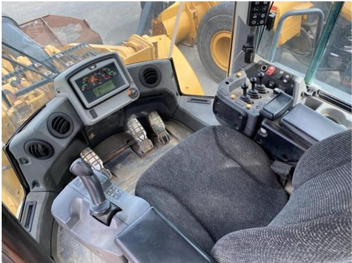 Used 2016 Caterpillar 966M