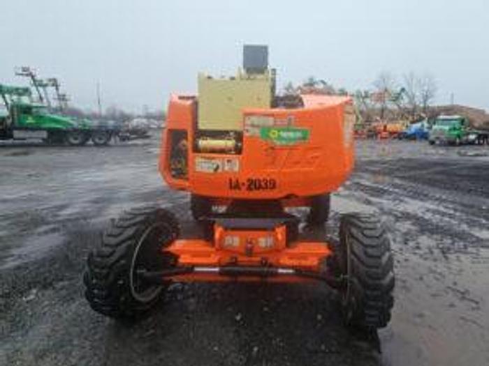 Used 2015 JLG 340AJ