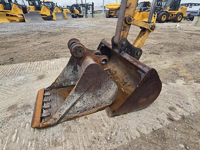 Used 2015 Caterpillar 323FL