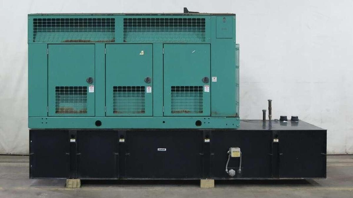 Used Cummins DFEK QSX15-G9 Diesel Generator, 887 Hrs500 kW