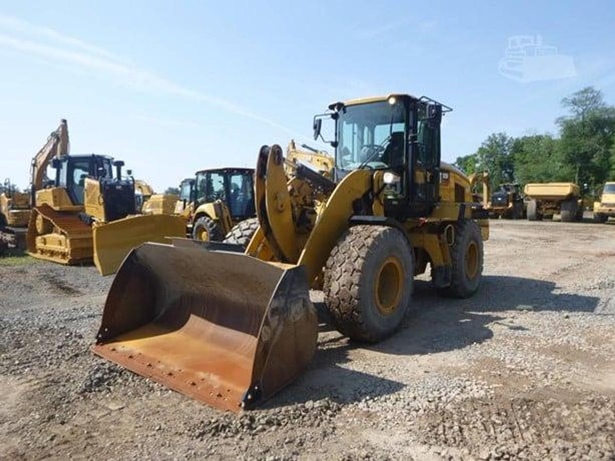 Used 2016 Caterpillar 926M