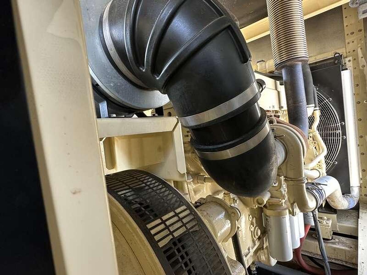 Used Used Kohler 300REOZV Diesel Generator, 308 Hrs 300 kW