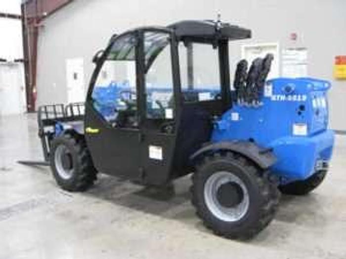 2025 Genie GTH5519