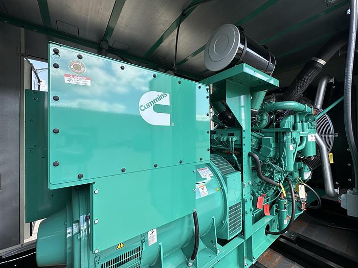 New Cummins DQFAD QST30-G5 NR2 Diesel Generator, EPA Tier 2, 1000 KW