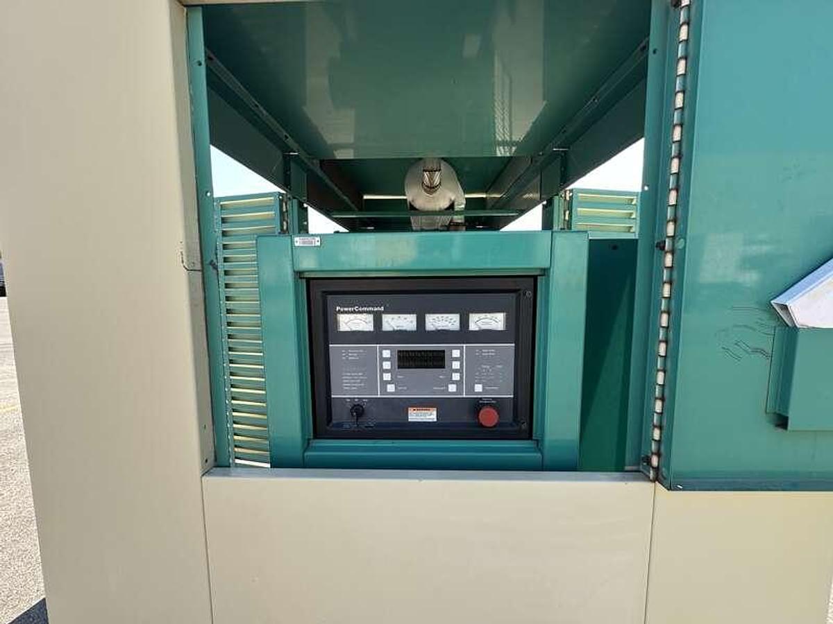 Used Used Cummins DFED KTA19-G4 Diesel Generator, 598 Hrs  500 kW