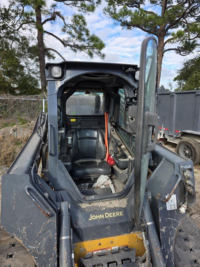 Used JOHN DEERE 325G