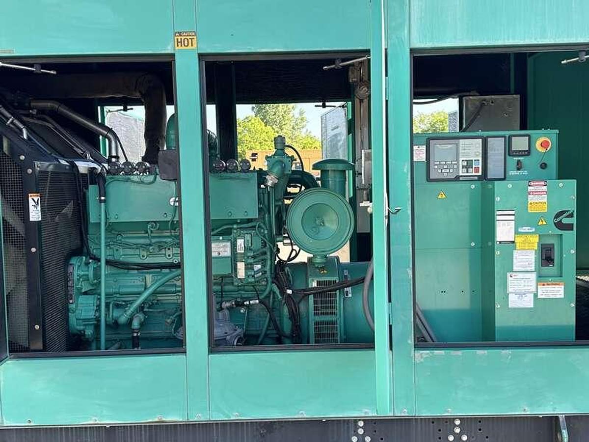 Used Used Cummins GFBC GTA855-G3 Natural Gas Generator, 124 Hrs 250 kW