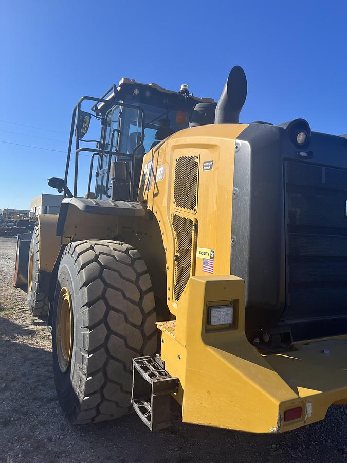 Used 2023 Caterpillar 966