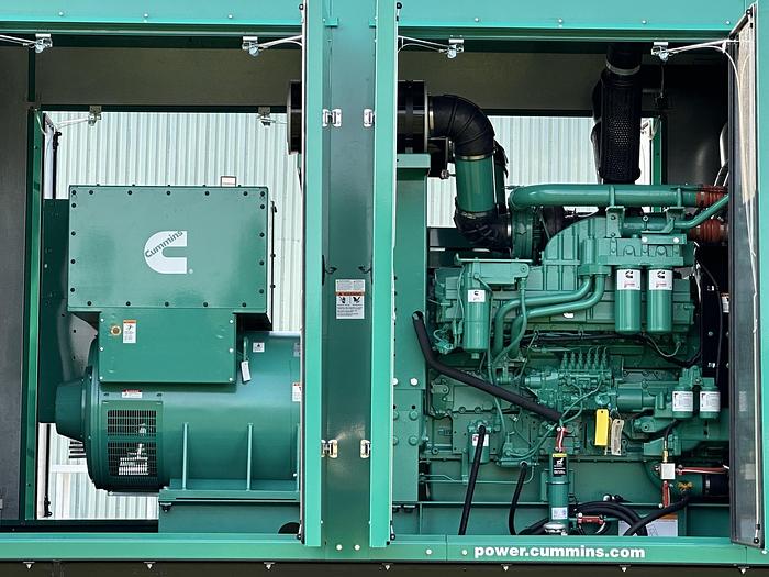 New Cummins DQFAD QST30-G5 NR2 Diesel Generator, EPA Tier 2, 1000 KW