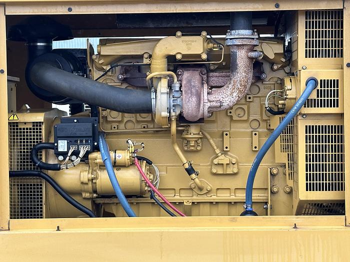 Used Used Caterpillar D100P1 Generator, 692 Hrs, 100 KW