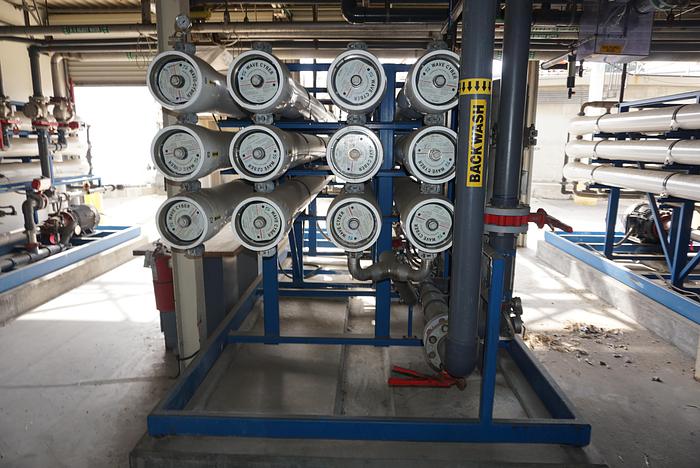 Used OSMONICS MODEL RO.100-FRP.PRR.MOD WATER PURIFICATION SYSTEM