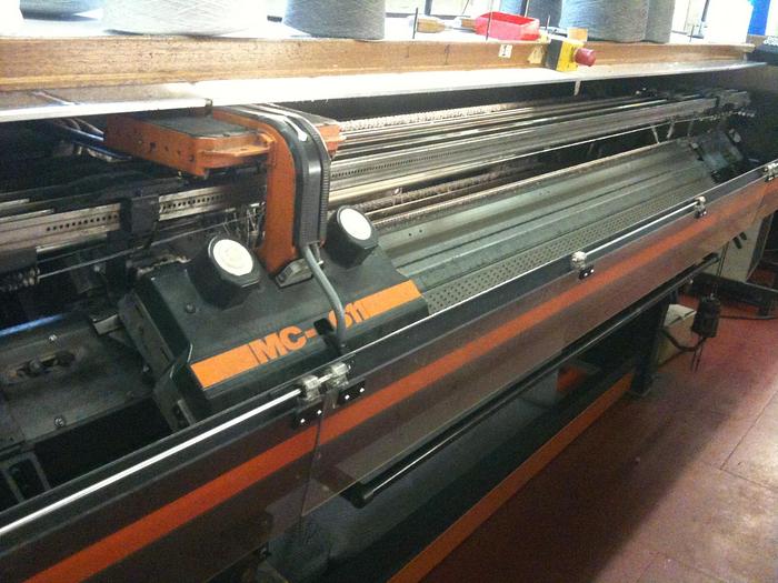 Gebraucht Flachstrickautomat UNIVERSAL MC 611 E05/213