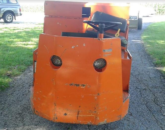 Used Taylor Dunn Tow Tractor P2-50 - Only 1467 Hours