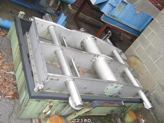 Used Voith 1000K Vibrating Screen Vat #22180