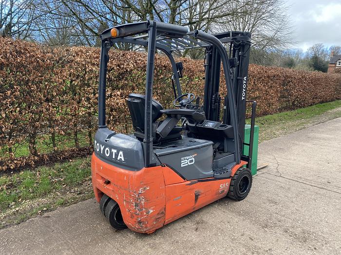 Used 2014 TOYOTA 8FBET20