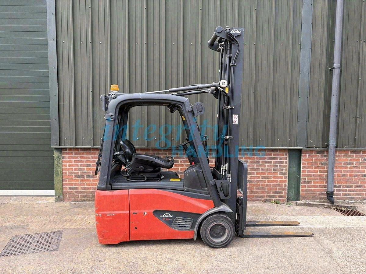 Used 2017 LINDE E18-02