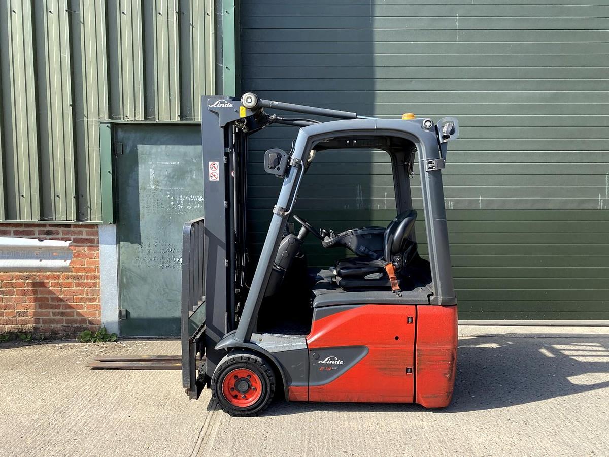 Used 2017 LINDE E14-02