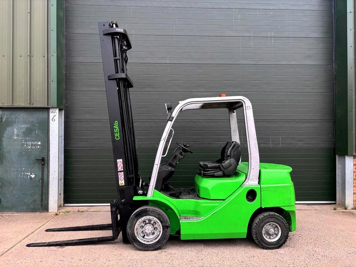 Used 2018 CESAB M325D