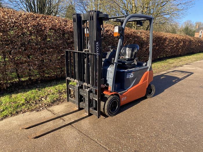 Used 2014 TOYOTA 8FBM20T