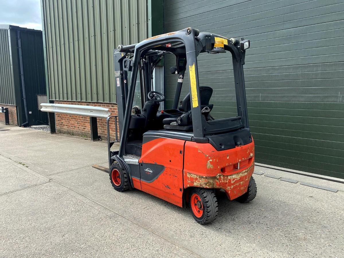 Used 2015 LINDE E 18PH-02