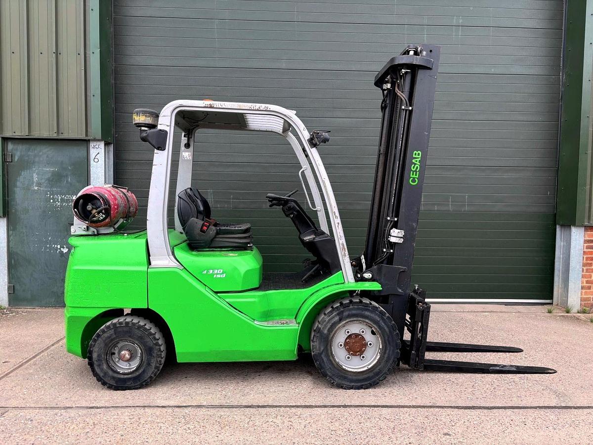 Used 2020 CESAB M330GV