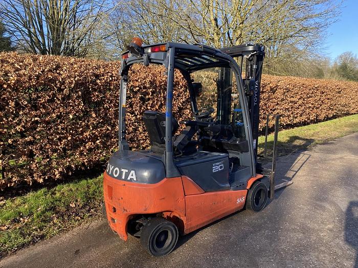 Used 2014 TOYOTA 8FBM20T