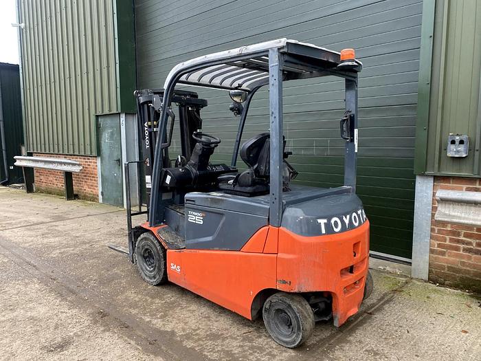 Used 2018 TOYOTA 8FBMT25