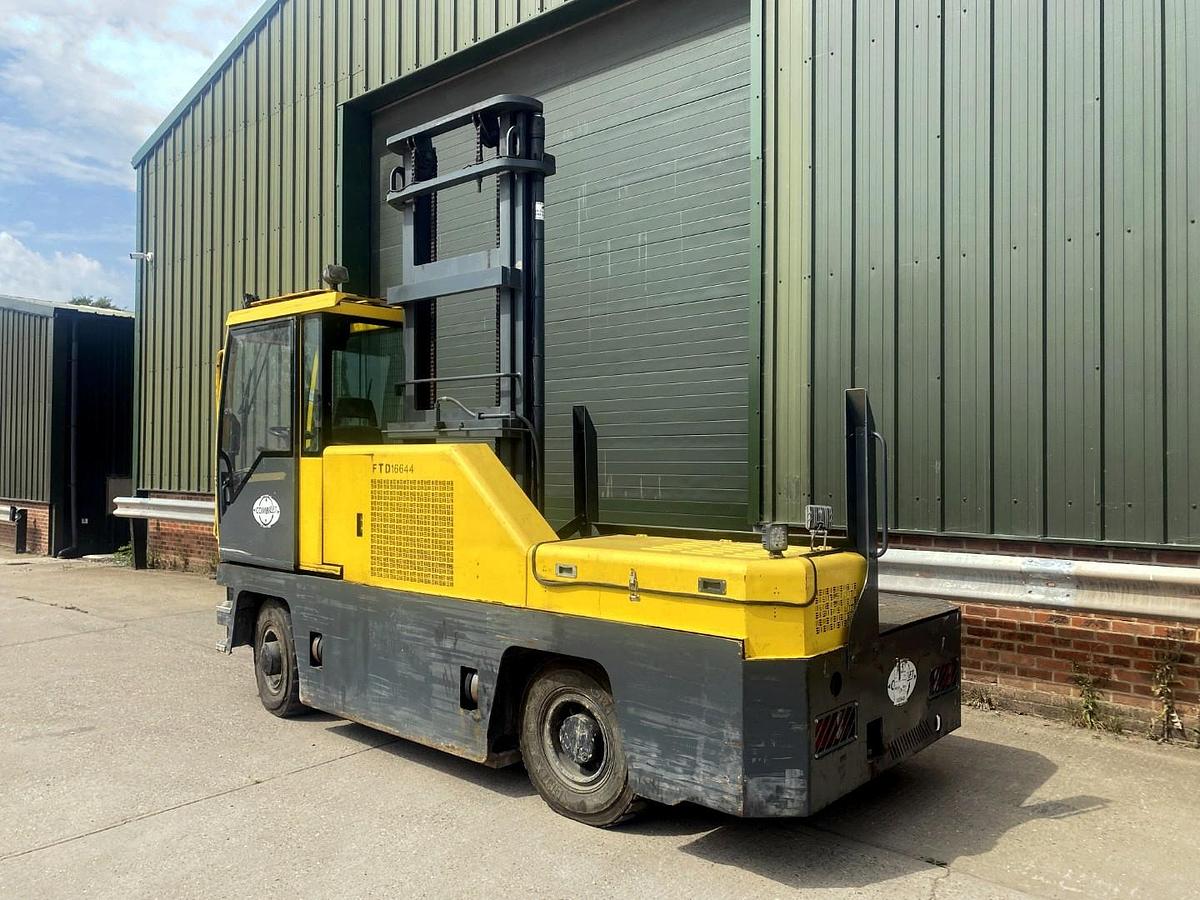 Used 2014 COMBILIFT C5000FSL