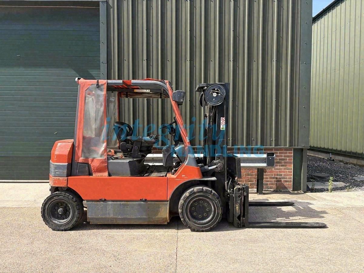 Used 2003 TOYOTA 7FDF45